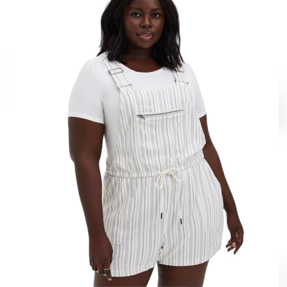 NEW Torrid‎ white multi stripe rayon twill shortall with drawstring waist 1X